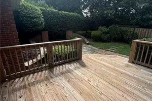 300 Shelli Ln, Roswell, GA 30075 - Photo 43