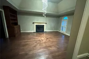 300 Shelli Ln, Roswell, GA 30075 - Photo 5