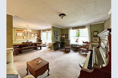 6832 Creekwood Drive, Douglasville, GA 30135 - Photo 11