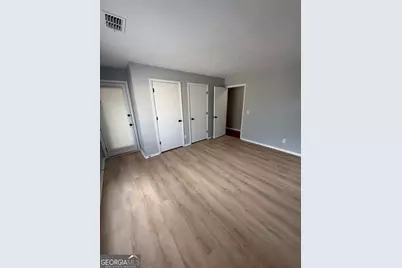 5516 Mountain Springs Circle, Stone Mountain, GA 30088 - Photo 13