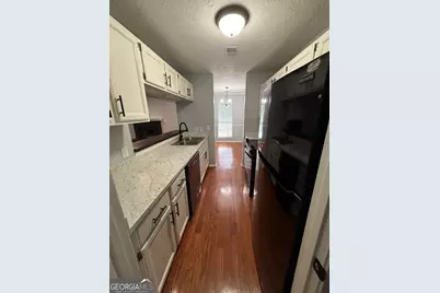 5516 Mountain Springs Circle, Stone Mountain, GA 30088 - Photo 9