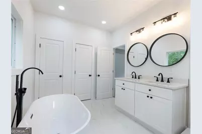 2438 Shadburn Ferry Drive, Buford, GA 30518 - Photo 27