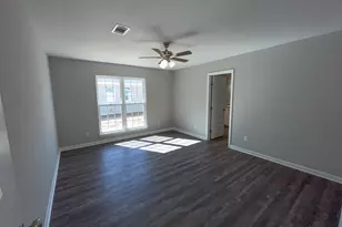 354 S Bridgeport Dr, Statesboro, GA 30461 - Photo 11