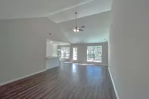 354 S Bridgeport Dr, Statesboro, GA 30461 - Photo 3