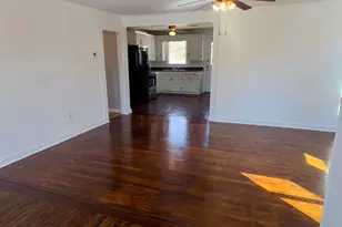 196 College Ave, Elberton, GA 30635 - Photo 13