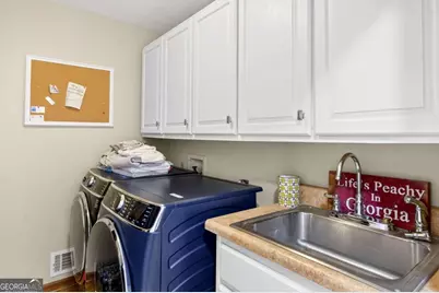 4870 Forestglade Court, Smoke Rise, GA 30087 - Photo 19