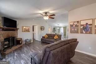 218 Sol Dr, Commerce, GA 30529 - Photo 9