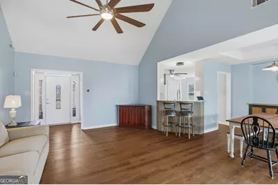 305 Carver Court, Warner Robins, GA 31088 - Photo 11