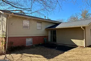 108 Sycamore Rd SW, Milledgeville, GA 31061 - Photo 3