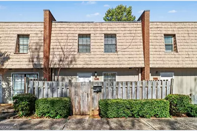 1388 Wood Circle S, Morrow, GA 30260 - Photo 3