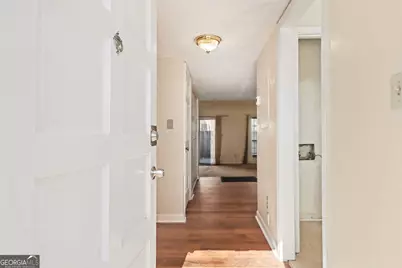 1388 Wood Circle S, Morrow, GA 30260 - Photo 7