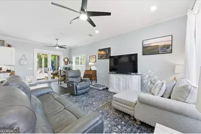 180 Sweetwater Boulevard, Brunswick, GA 31525 - Photo 7