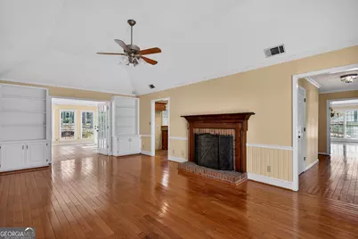 502 Ashford Circle, Lagrange, GA 30240 - Photo 13