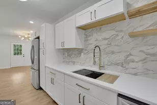 808 S Park Dr SE, Marietta, GA 30060 - Photo 11