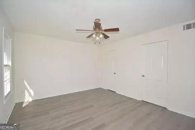 2381 Cove Road, Lithonia, GA 30058 - Photo 13