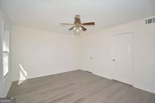 2381 Cove Rd, Lithonia, GA 30058 - Photo 13