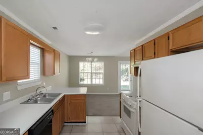 123 Willow Springs Lane, Stockbridge, GA 30281 - Photo 13