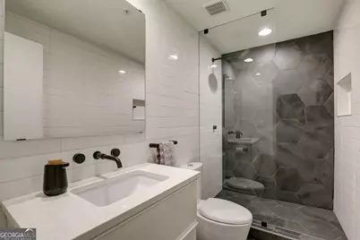 3235 Roswell Road #703, Atlanta, GA 30305 - Photo 25