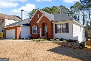 46 Fairway Dr, Newnan, GA 30265 - Photo 3