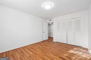 6851 Roswell Rd, Sandy Springs, GA 30328 - Photo 21