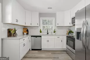 1955 E Lake Dr, Marietta, GA 30066 - Photo 17