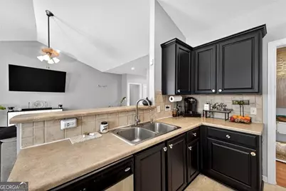 342 Southgate Drive, Locust Grove, GA 30248 - Photo 13