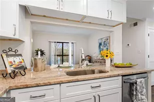 1800 Clairmont Lake, Decatur, GA 30033 - Photo 13