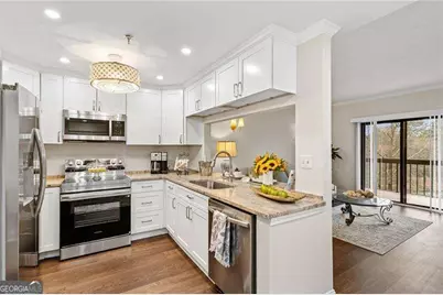 1800 Clairmont Lake, Decatur, GA 30033 - Photo 3