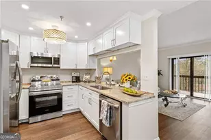 1800 Clairmont Lake, Decatur, GA 30033 - Photo 3