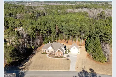 89 Fox Hall Crossing E, Senoia, GA 30276 - Photo 1