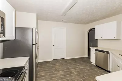 7471 Garnet Drive, Jonesboro, GA 30236 - Photo 5