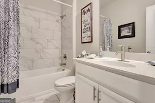 510 Timberbrook Dr, Sharpsburg, GA 30277 - Photo 9