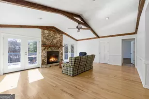 137 Pleasant Mountain Dr, Sky Valley, GA 30537 - Photo 15