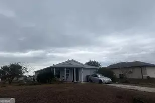 3021 NE 2nd Ave, Cape Coral, FL 33909 - Photo 3