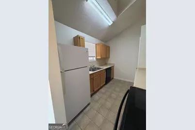 303 Madison, Saint Marys, GA 31558 - Photo 3