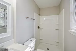 619 Lakeridge Cir SE, Conyers, GA 30094 - Photo 9