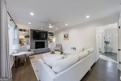 1499 Kings Down Circle, Atlanta, GA 30338 - Photo 13