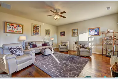 609 Caledon Way, Hampton, GA 30228 - Photo 19