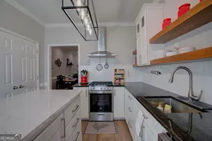 814 Manor Way, Cartersville, GA 30120 - Photo 7