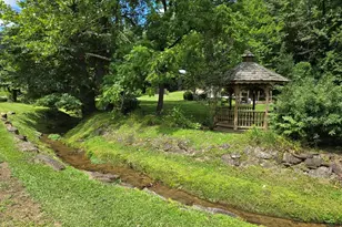 300 Ginger Creek Ln, Clayton, GA 30525 - Photo 3