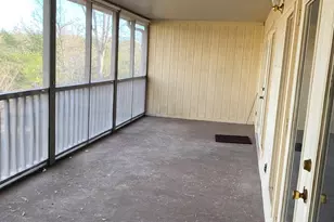 300 Ginger Creek Ln, Clayton, GA 30525 - Photo 9