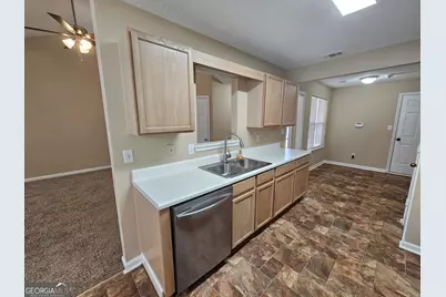 121 Foxchase Court, McDonough, GA 30253 - Photo 9