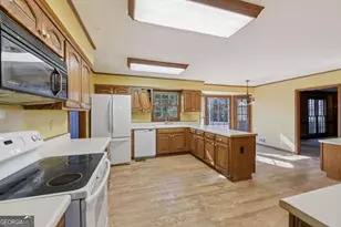 241 Sarah Ln, Lawrenceville, GA 30046 - Photo 15