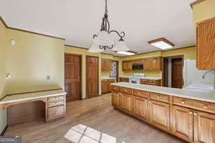 241 Sarah Ln, Lawrenceville, GA 30046 - Photo 13