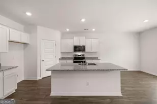 822 Trillium Dr, Locust Grove, GA 30248 - Photo 11