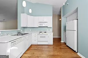 2006 Village Park Dr, Peachtree City, GA 30269 - Photo 15