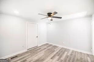 1334 Lakeview Dr, Macon, GA 31206 - Photo 9