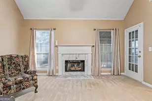 64 Dogwood Lakes Dr, Hampton, GA 30228 - Photo 7