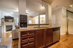 2396 Meadow Falls Ln, Duluth, GA 30097 - Photo 9