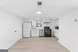 2006 Texas Ave, Savannah, GA 31404 - Photo 7